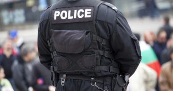 Polis