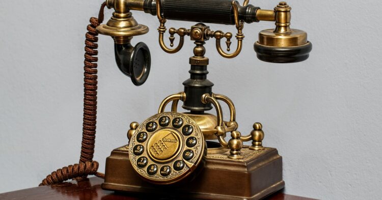 Telefon